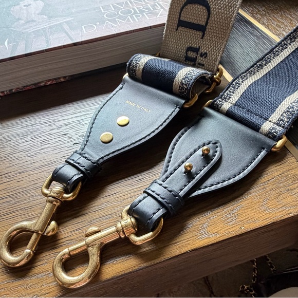 Christian Dior Lady Dior Bag Wicker & Navy Blue Oblique Canvas Medium $6300 - Picture 11 of 13